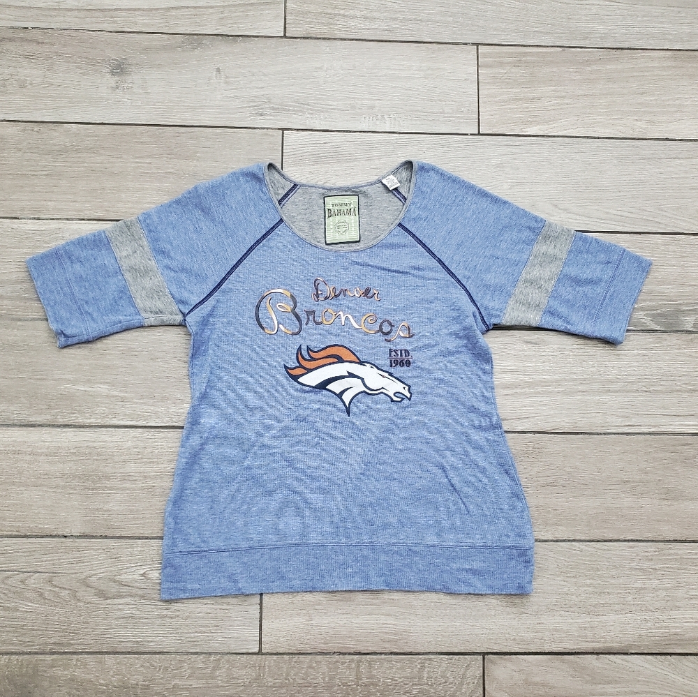Tommy Bahama women's cotton blend blue grey Denver Broncos pullover graphic tee